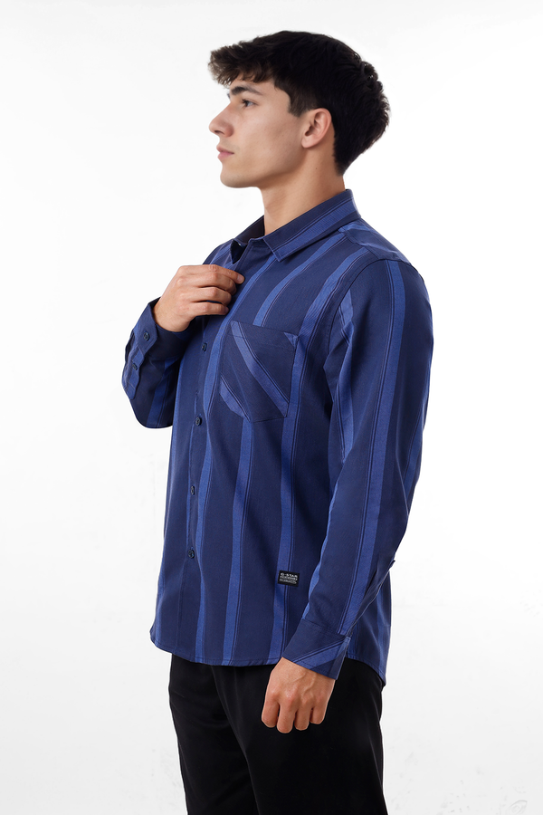 Camisa sarga azul líneas